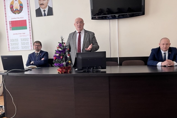 Достижения здравоохранения и отраслевого профсоюза за последние десятилетия